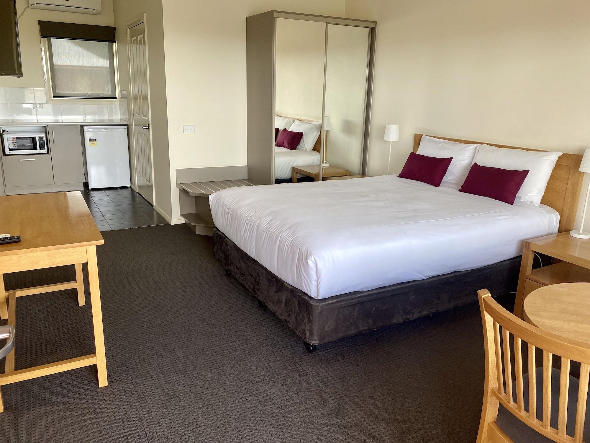 Comfort Inn Bishops Lodge Хэй Экстерьер фото
