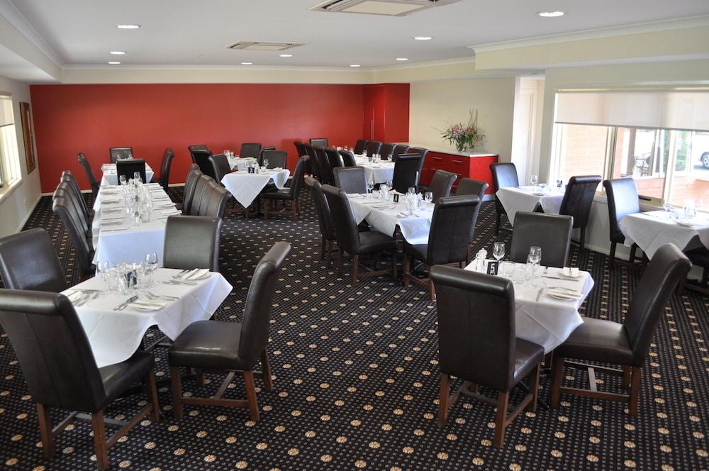 Comfort Inn Bishops Lodge Хэй Экстерьер фото