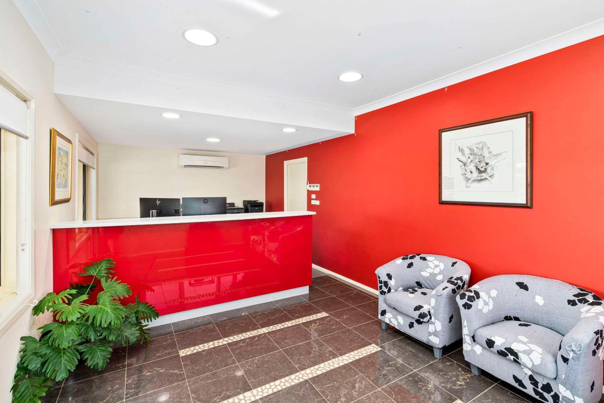 Comfort Inn Bishops Lodge Хэй Экстерьер фото